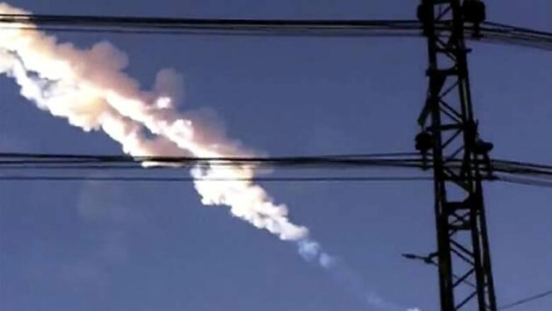 Nearly 1,000 injured as meteor falls in Russia