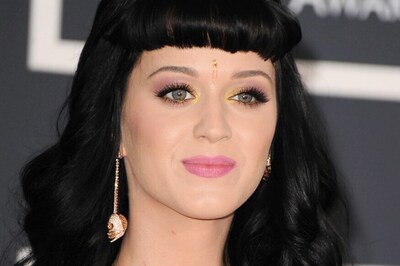 Katy Perry Denies Having Had Any Plastic Surgery