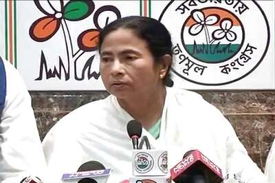 EVMs Tampering Row: Mamata Calls for Probe, All-Party Meet