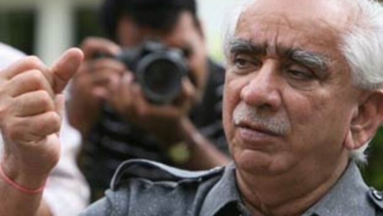 Won't quit parliamentary panel: Jaswant Singh