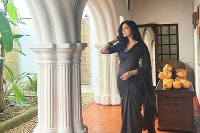 Actress Malavika Mohanan Personifies Glamour in Her Black Saree; Check Pics