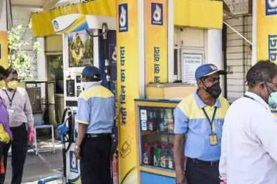 Petrol, Diesel Price Remain Record High in India after Recent Hike. Check Latest Fuel Rates