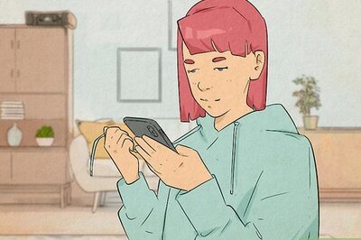 How to Make a Guy Addicted to You over Text