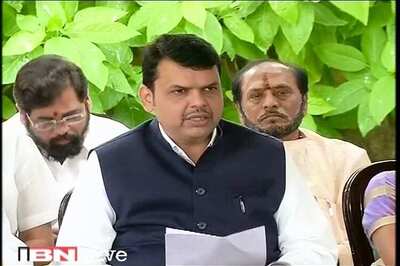 Fadnavis sends legal notice to Digvijaya Singh over 'CM favouring Axis Bank' allegation
