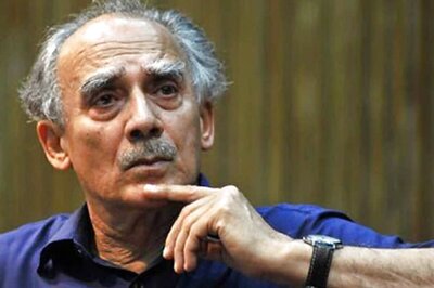 Court Orders FIR Against Ex-minister Arun Shourie for Udaipur Hotel Sale