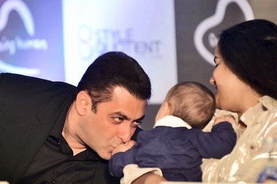 Salman Khan's Recent Photo With Nephew Ahil is Just Too Heart-warming