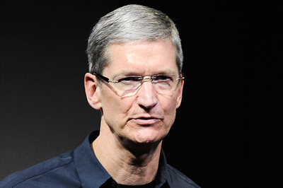 Apple CEO Tim Cook could top pay list in 2011