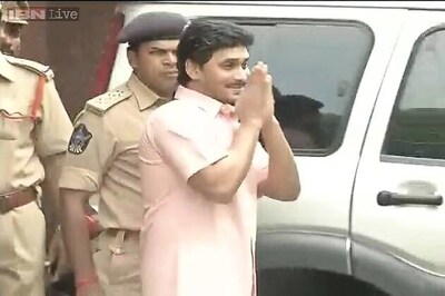 Jagan refuses to budge on Telangana, fast enters fourth day