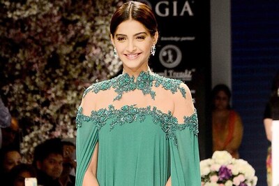 Sonam Kapoor gives love advice, says break-ups are liberating