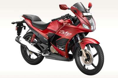 Hero Karizma ZMR Re-Launched at Rs 1.08 Lakh in India, Gets BS-IV Compliant Engine