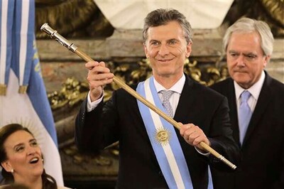 New Argentine president Mauricio Macri promises major changes and honesty