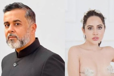 Chetan Bhagat Reacts After Uorfi Javed Shares Screenshots of His Leaked Chats During #MeToo
