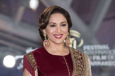 Madhuri Dixit Looks Breathtakingly Beautiful As She Recreates Iconic Look of Madhubala; See Pic