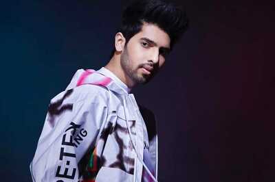 Armaan Malik Warns of Fraud Facebook Page Carrying His Name
