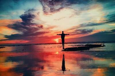 Book Review | ‘The Ocean is Her Title’ Chronicles the Resilience of Human Spirit