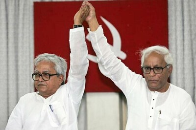 Left Front seals 'understanding' Congress in WB; 1st candidate list out