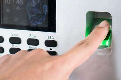 Centre Decides to Resume Biometric Attendance for Employees of All Levels from Nov 8