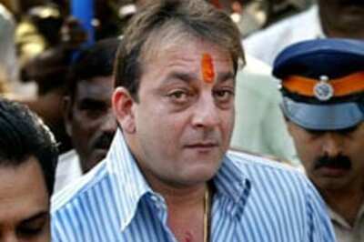 Mumbai bigwigs rally behind Sanju