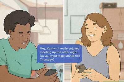 How to Text a Girl for a Second Date