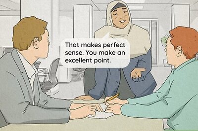 How to Deal with an Insecure Person at Work (9 Easy Ways to Make Your Life at Work Easier)