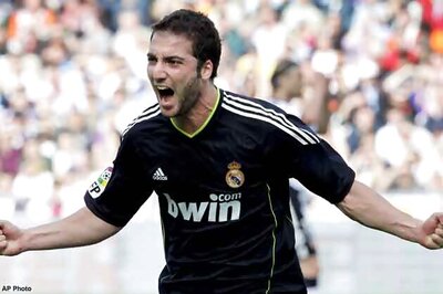 Real Madrid claim no Arsenal offer for Higuain