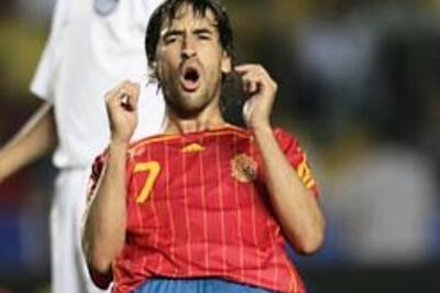 Spain beat African champion Egypt