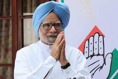 Manmohan speaks on intolerance; says youth want world free of it