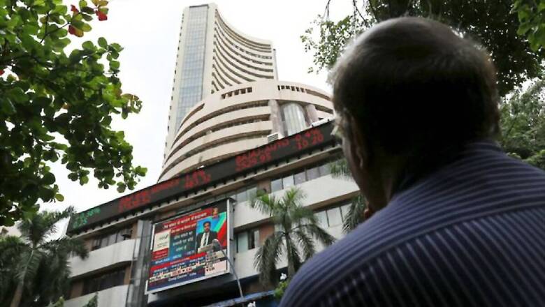 Sensex Ends 84 Pts Higher After Choppy Trade; IT Stocks Rally