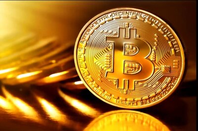 Bitcoin Falls Below $7,000 as US Stocks Plunge to a Six-year Low