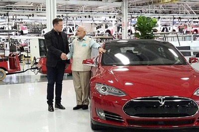 World's Richest Person Elon Musk to Drive into India for the 1st Time, Will Launch Tesla in 2021