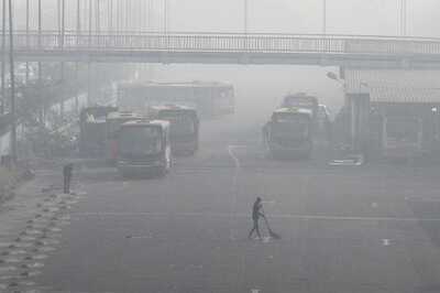 News18 Afternoon Digest: Delhi Air Becomes Unbreathable as AQI Reaches 'Severe' Mark' & Other Stories