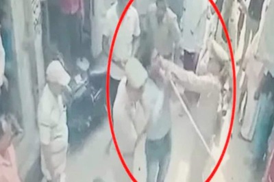 Uttar Pradesh Police Manhandles BJP Local Leader in Badaun, Video Goes Viral