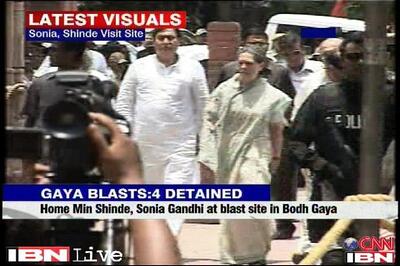 Cooperation of people essential for fighting terrorism: Praveen Swami