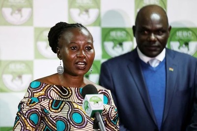 Kenyan Election Official Flees Country Ahead of Presidential Poll