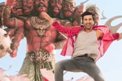 Dussehra 2022: Brahmastra to Delhi 6, Five Bollywood Movies That Featured Vijayadashami Celebrations