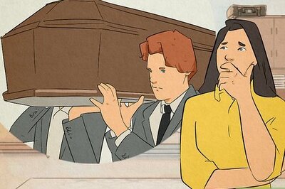 How to Get a Day off Work by Pretending You've Experienced a Death