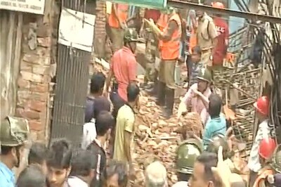Two Killed as Century-old Building Collapses in Kolkata's Bowbazar