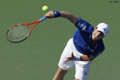 US Open: Murray wins, Azarenka collapses
