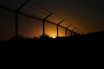 Illegal Border Crossings Fall In September But Hit Year High