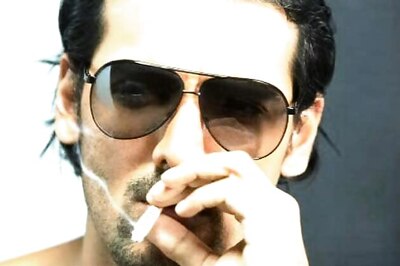 Films with smoking scenes should carry warnings