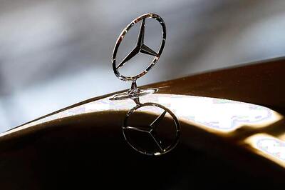 Mercedes-Benz witnesses record 13.5K unit sales in 2015; to add 12 new products this year