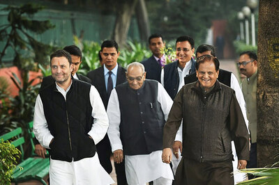 Ahmed Patel New Treasurer of Congress as Rahul Gandhi Opts for Rejig Ahead of 2019 Elections