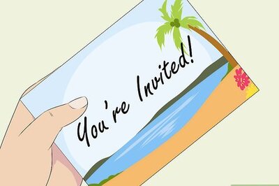 How to Host a Hawaiian Party