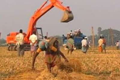 Govt has double standards: Singur body