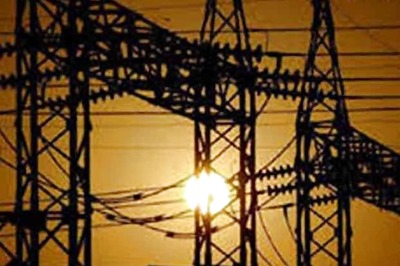 Power Finance Corporation to Pay Entire Rs 14,500 Crore for REC Acquisition on Thursday