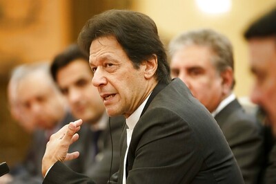 Imran Khan Reaffirms Pakistan's 'Unshakeable' Support to Kashmiris
