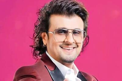 Sonu Nigam Attacked in Mumbai Concert, Rushed to Hospital After Massive Ruckus