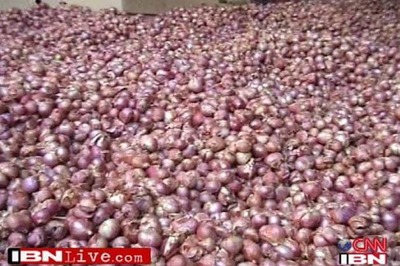 Pakistani onions to wipe tears in India