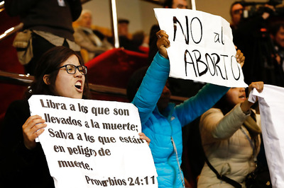 Chile Congress Lifts Abortion Ban