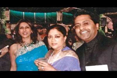 Vasundhara Raje cancels visit to investor meet in London amidst Lalit Modi row